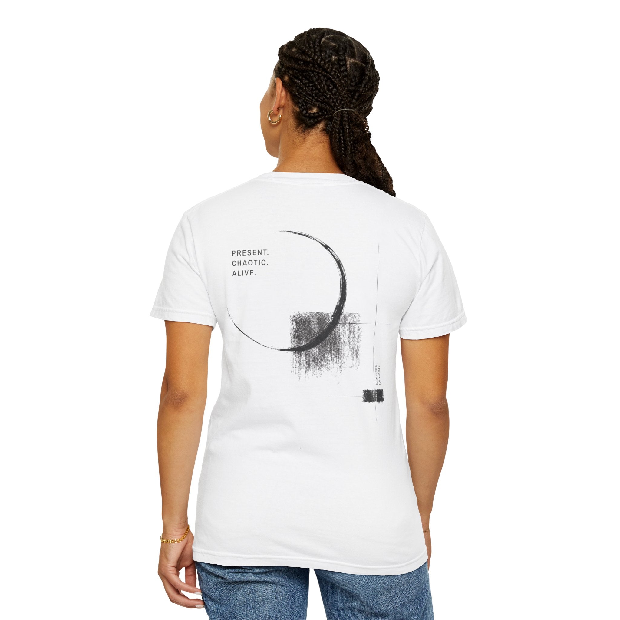 Present. Chaotic. Alive. — Heavyweight Tee